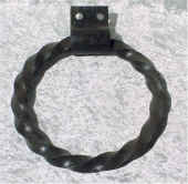 twisted-ring